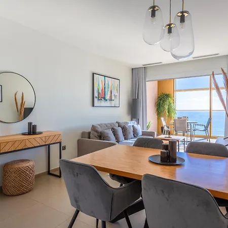 아파트 Intempo & By Leo 베니돔