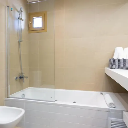 Intempo & By Leo * 베니돔