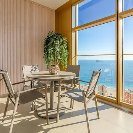 아파트 Intempo & By Leo *