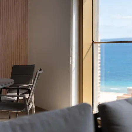 아파트 Intempo & By Leo