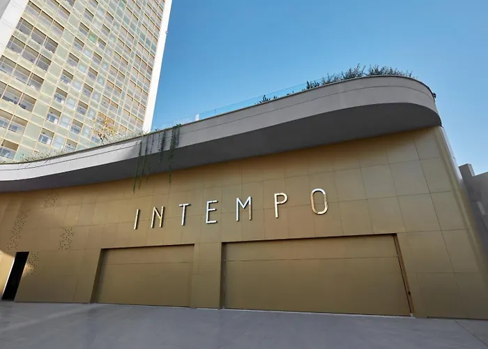 Intempo & By Leo Benidorm